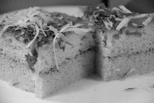 Chutney Dhokla (100 Gms)