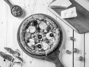 Veggie Supreme Pizza