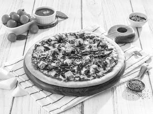 Paneer Chilly Pizza