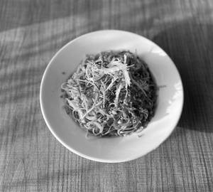 Burnt Garlic Chilli Noodles With Chicken 