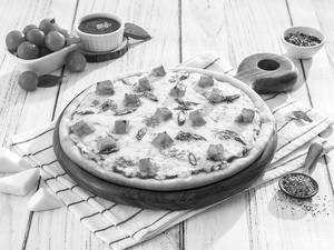 Tandoori Paneer Pizza