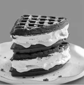 Red Velvet Cheese Cream Waffle 