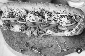 Green Goldmine Sandwich
