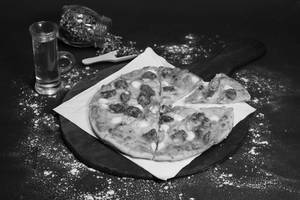 Jerked Chicken Pizza