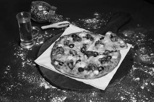 Golden Chicken Pizza