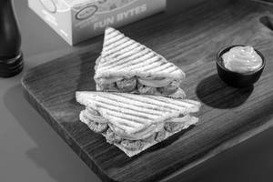 Grilled Chicken Seekh Sandwich