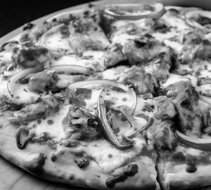 Tandoori Mayo Chicken Pizza