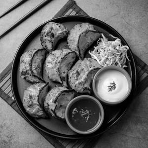 Veg Tandoori Momos [8 Pcs]