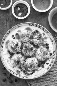 DAHI BHALLA (2 PCS )