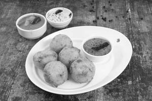 Mysore Bonda (5pcs)