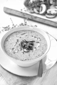 Creamy chicken mushroom soup