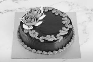 Chocolate Pyramid [500 Gm]