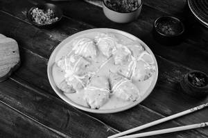 Italian Cheese Sauce Paneer Momo