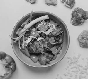Stirred Fried Chicken with Shiitake Mushroom