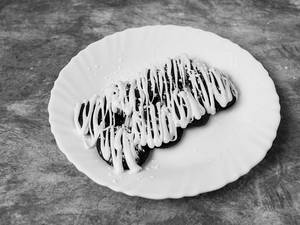 Dark & White Ecstasy Mini Pancake (8 Pieces)