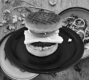 Paneer Burger 