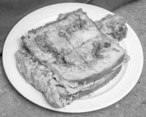 Bread omelette