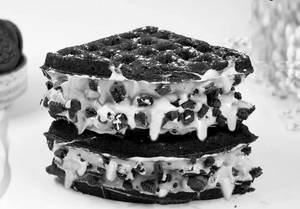 Cookie & Cream Waffle