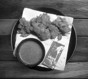 Pyaj pakoda [5 pieces]
