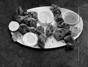 Chicken Tangadi Kebab (Half ) Plate