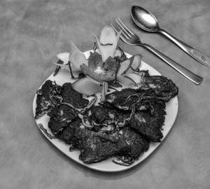Tawa Fried Chicken (Spinach)
