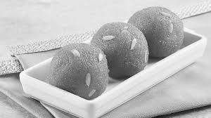 Motichur Laddu