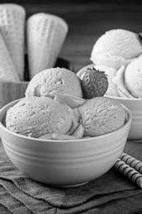 Strawberry ice cream