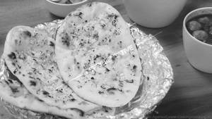 Cheese Garlic Naan