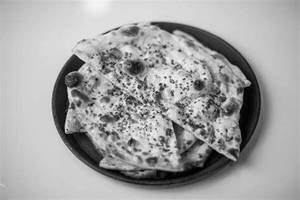 Chilli Garlic Naan