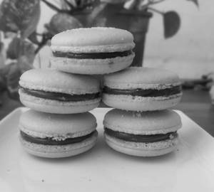 Salted Caramel Macaron ( Contains Egg)