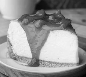 Stawberry chess cake