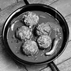 Vegetables Ball Hot Garlic Sauce Gravy