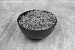 Veg schezwan noodles