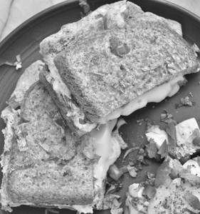 Lays Bread Omelette