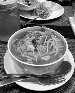 Veg Thukpa