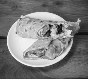 Milk Paneer Roll[740kcal]
