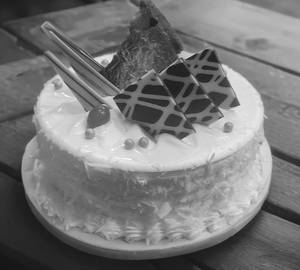 White forest cake [500 gm]