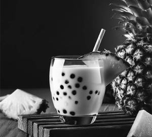 Pineapple Milk Crush With Mango-Peach Popping Boba [350 Ml]