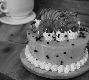 Mango fresh fruits cake (500 g)         