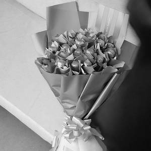 Chocolate Hand Crafted Pink & Gold Bouquet With 20 Chocolates