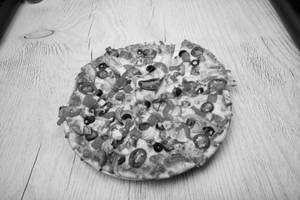 Veg mix pizza 