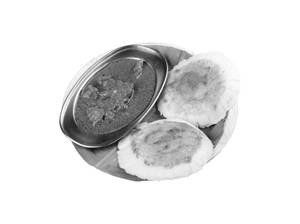 Thatte Idli With Mutton Chop Masala 
