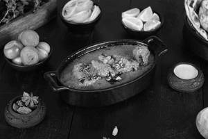Mirch Adraki Fish Curry(4 Pcs)