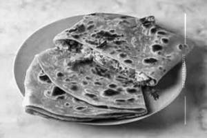 Veg Mughlai Paratha