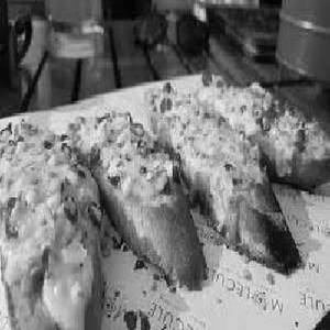 Cheesy Chilli Corn Garlic Bread