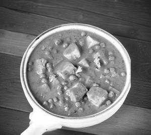 Mutter Paneer