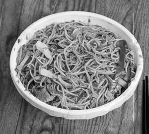 Egg Hakka Noodles