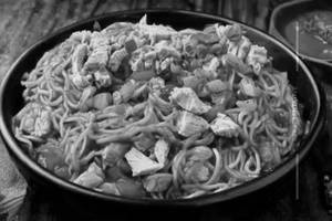 Chicken Chili Garlic Noodles