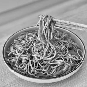 Chicken Chowmein (Serves -1)