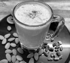 Dry fruit milkshake [500ML]